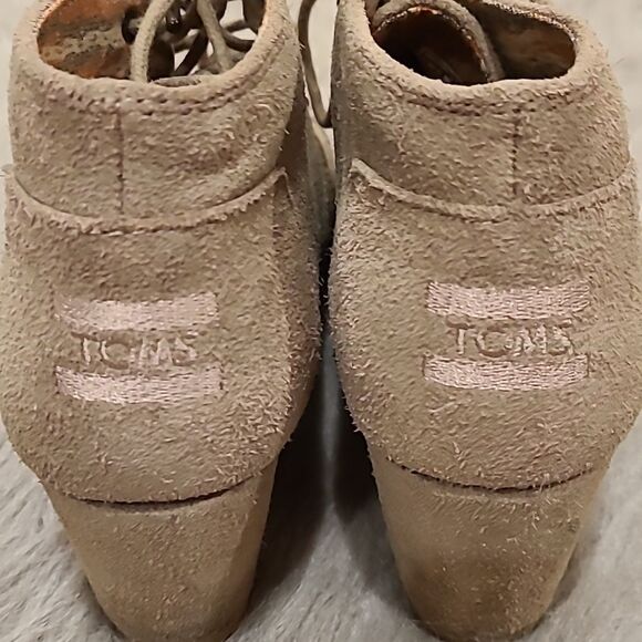 Toms womens Kala wedge bootie desert taupe suade size 8 - Picture 5 of 10